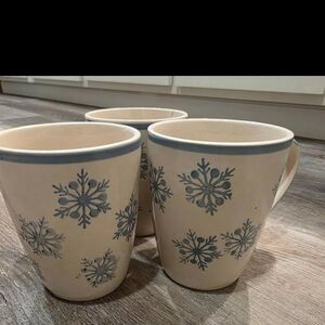 Blue and White Snowflake Mugs Set Of Three